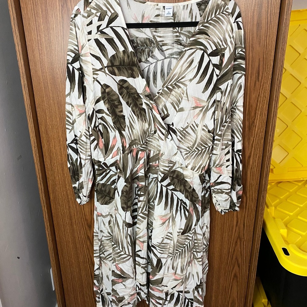 Old Navy Faux Wrap Dress Women XL White Palm Print Long Sleeve